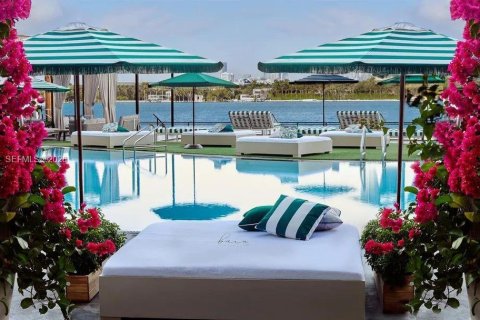 Condominio en venta en Miami Beach, Florida, 45.8 m2 № 2030543 - foto 13