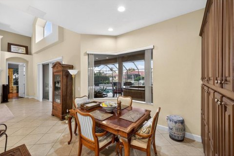 Casa en venta en Tampa, Florida, 5 dormitorios, 356.93 m2 № 2152118 - foto 23