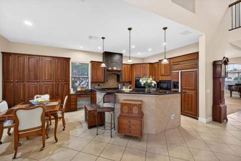 Casa en venta en Tampa, Florida, 5 dormitorios, 356.93 m2 № 2152118 - foto 22