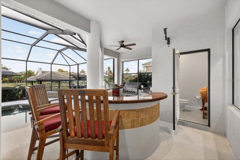 Casa en venta en Tampa, Florida, 5 dormitorios, 356.93 m2 № 2152118 - foto 8