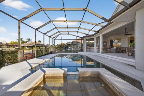 Casa en venta en Tampa, Florida, 5 dormitorios, 356.93 m2 № 2152118 - foto 5