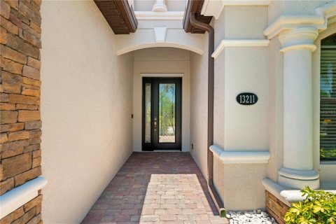 Villa ou maison à vendre à Bradenton, Floride: 4 chambres, 208.01 m2 № 2413406 - photo 6