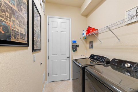 Villa ou maison à vendre à Bradenton, Floride: 4 chambres, 208.01 m2 № 2413406 - photo 29