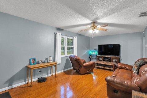 Villa ou maison à vendre à Kathleen, Floride: 2 chambres, 109.25 m2 № 1919083 - photo 15