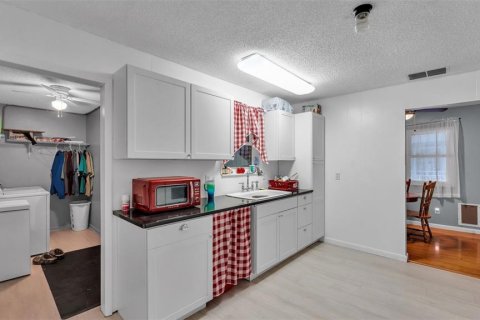Villa ou maison à vendre à Kathleen, Floride: 2 chambres, 109.25 m2 № 1919083 - photo 21