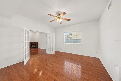 Casa en venta en Valrico, Florida, 5 dormitorios, 310.57 m2 № 2096181 - foto 9