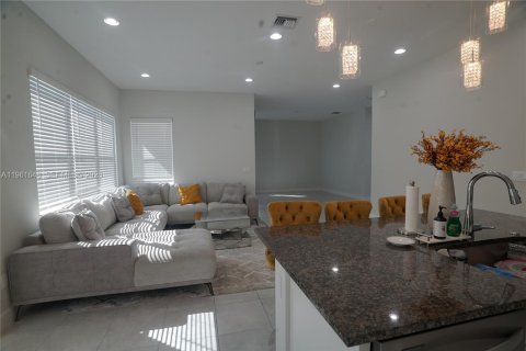 Villa ou maison à vendre à Westlake, Floride: 4 chambres, 291.9 m2 № 2024730 - photo 28