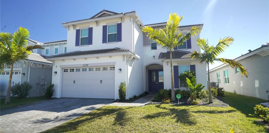 Villa ou maison à Westlake, Floride 4 chambres, 291.9 m2 № 2024730