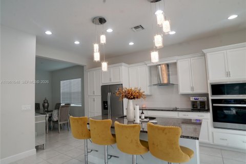 Villa ou maison à vendre à Westlake, Floride: 4 chambres, 291.9 m2 № 2024730 - photo 13