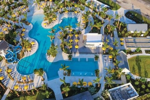 Villa ou maison à vendre à Westlake, Floride: 4 chambres, 291.9 m2 № 2024730 - photo 4