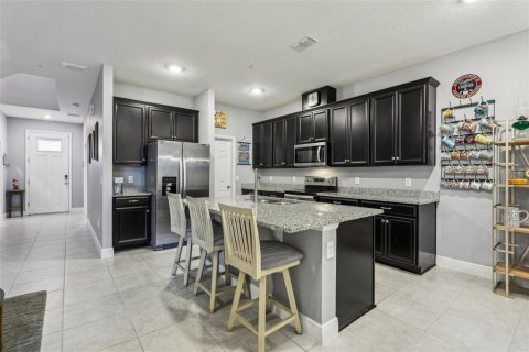 Townhouse in Winter Garden, Florida 3 bedrooms, 180.97 sq.m. № 1520023 - photo 8