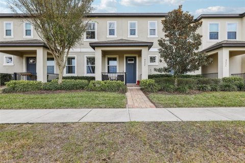 Townhouse in Winter Garden, Florida 3 bedrooms, 180.97 sq.m. № 1520023 - photo 1