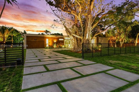 Купить виллу или дом в Пайнкрест, Флорида 7 спален, 570.23м2, № 2065009 - фото 7