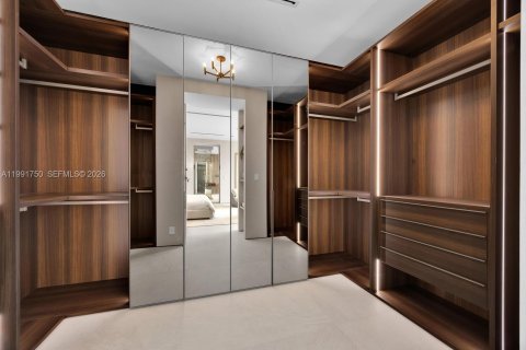 Купить виллу или дом в Пайнкрест, Флорида 7 спален, 570.23м2, № 2065009 - фото 27