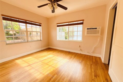 Condominio en venta en Miami, Florida, 1 dormitorio, 42.74 m2 № 2056367 - foto 13