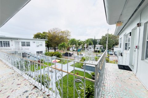 Condominio en venta en Miami, Florida, 1 dormitorio, 42.74 m2 № 2056367 - foto 16