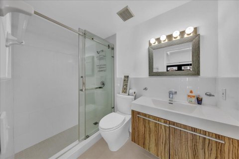 Villa ou maison à vendre à Pinecrest, Floride: 6 chambres, 380.25 m2 № 2179489 - photo 10