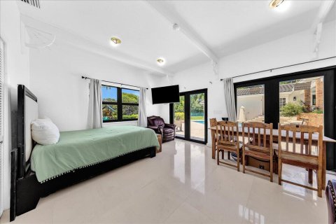 Villa ou maison à vendre à Pinecrest, Floride: 6 chambres, 380.25 m2 № 2179489 - photo 9
