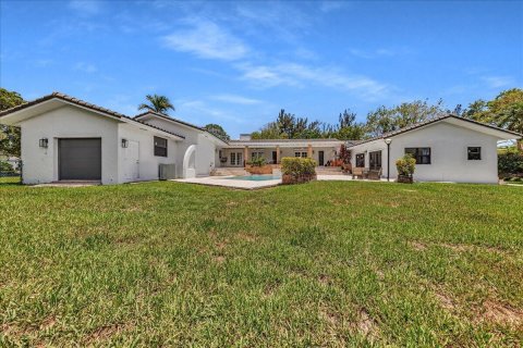 Villa ou maison à vendre à Pinecrest, Floride: 6 chambres, 380.25 m2 № 2179489 - photo 6