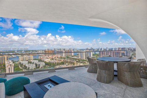 Condominio en alquiler en Sunny Isles Beach, Florida, 3 dormitorios, 233.28 m2 № 2011163 - foto 30
