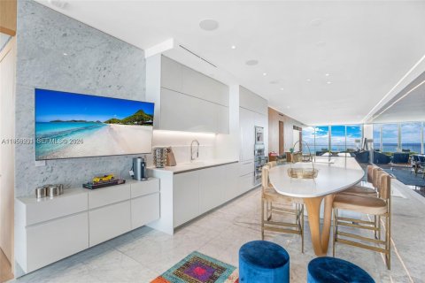 Condominio en alquiler en Sunny Isles Beach, Florida, 3 dormitorios, 233.28 m2 № 2011163 - foto 6