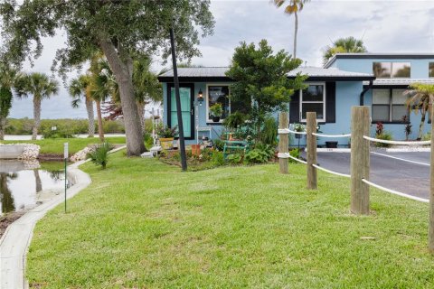 Condo in New Smyrna Beach, Florida, 2 bedrooms  № 2218901 - photo 2