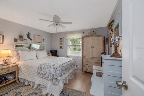 Condo in New Smyrna Beach, Florida, 2 bedrooms  № 2218901 - photo 13