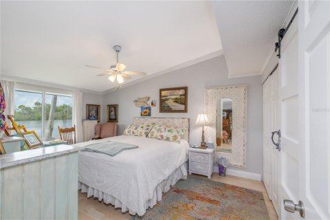 Condo in New Smyrna Beach, Florida, 2 bedrooms  № 2218901 - photo 10