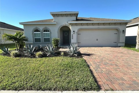 Villa ou maison à vendre à Davenport, Floride: 4 chambres, 189.8 m2 № 1808917 - photo 1