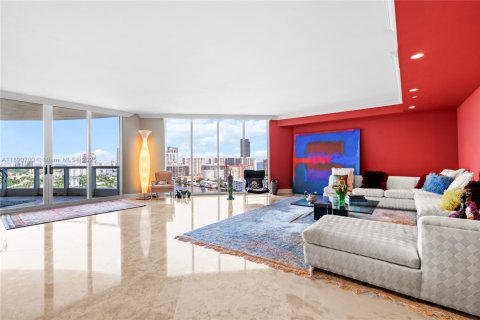 Condo in Aventura, Florida, 3 bedrooms  № 1944639 - photo 6
