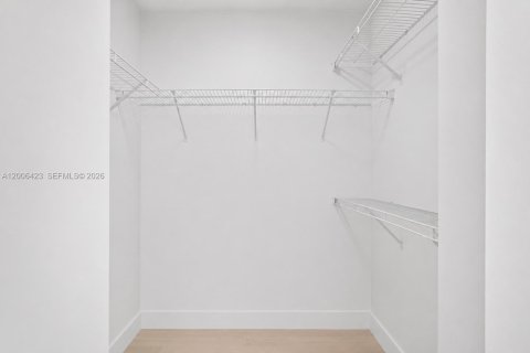 Купить кондоминиум в Майами, Флорида 2 спальни, 105.91м2, № 2090130 - фото 28