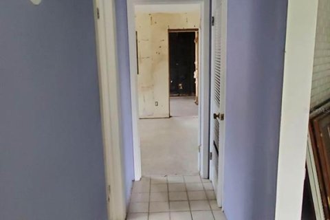 Купить виллу или дом в Семинол, Флорида 13 комнат, 203.36м2, № 2220739 - фото 12