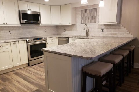 Condo in Clearwater, Florida, 2 bedrooms  № 849043 - photo 5