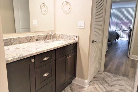 Condo in Clearwater, Florida, 2 bedrooms  № 849043 - photo 22