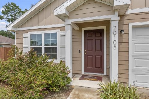 House in High Springs, Florida 4 bedrooms, 148.83 sq.m. № 1847370 - photo 2