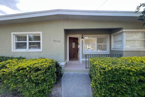 Villa ou maison à louer à Winter Park, Floride: 4 chambres, 118.54 m2 № 1851606 - photo 1