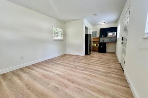 Villa ou maison à louer à Winter Park, Floride: 4 chambres, 118.54 m2 № 1851606 - photo 24