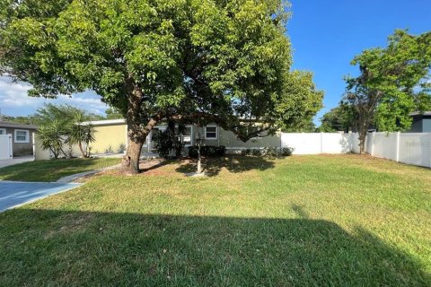 Villa ou maison à louer à Winter Park, Floride: 4 chambres, 118.54 m2 № 1851606 - photo 30