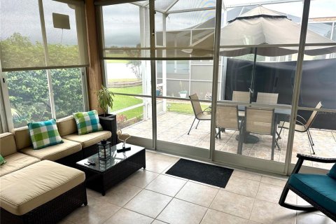 House in Summerfield, Florida 2 bedrooms, 177.26 sq.m. № 1876654 - photo 5