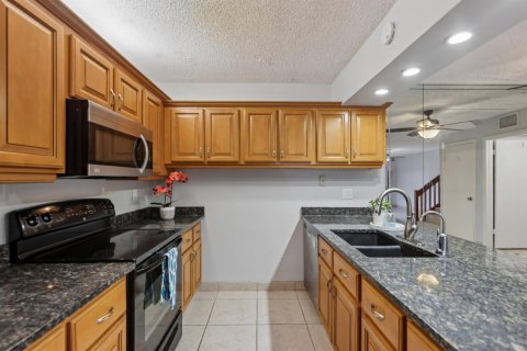 Touwnhouse à vendre à Davie, Floride: 3 chambres, 153.66 m2 № 2189247 - photo 12