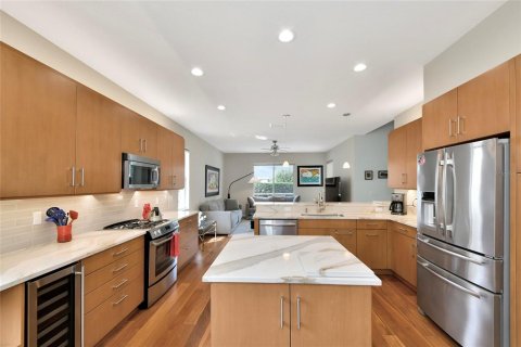 Villa ou maison à vendre à Sarasota, Floride: 4 chambres, 245.08 m2 № 2399465 - photo 6