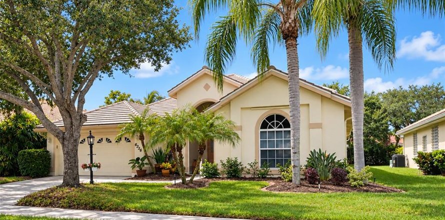 Villa ou maison à Sarasota, Floride 4 chambres, 245.08 m2 № 2399465