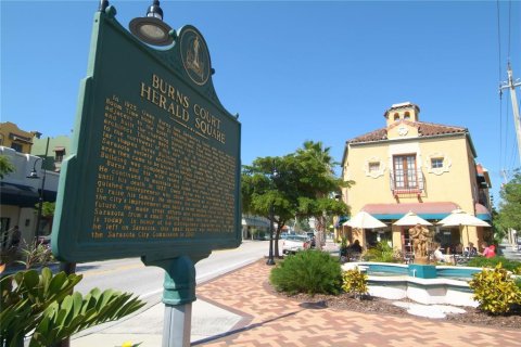 Villa ou maison à vendre à Sarasota, Floride: 4 chambres, 245.08 m2 № 2399465 - photo 26