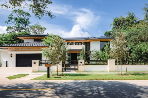 Villa ou maison à vendre à South Miami, Floride: 6 chambres, 636.1 m2 № 1890678 - photo 15