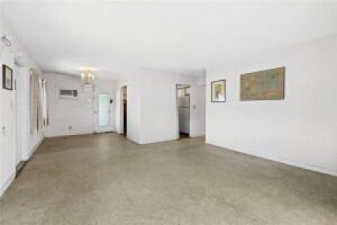 Villa ou maison à vendre à Pompano Beach, Floride: 3 chambres, 132.2 m2 № 2146938 - photo 7