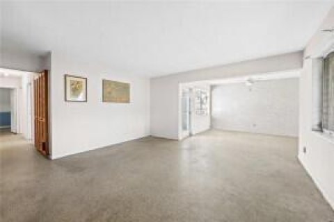 Villa ou maison à vendre à Pompano Beach, Floride: 3 chambres, 132.2 m2 № 2146938 - photo 8