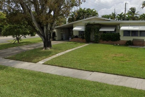 Villa ou maison à vendre à Pompano Beach, Floride: 3 chambres, 132.2 m2 № 2146938 - photo 2