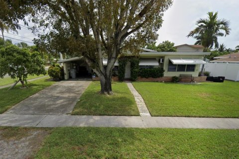 Villa ou maison à Pompano Beach, Floride 3 chambres, 132.2 m2 № 2146938
