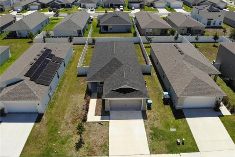House in Eagle Lake, Florida 3 bedrooms, 138.05 sq.m. № 2333829