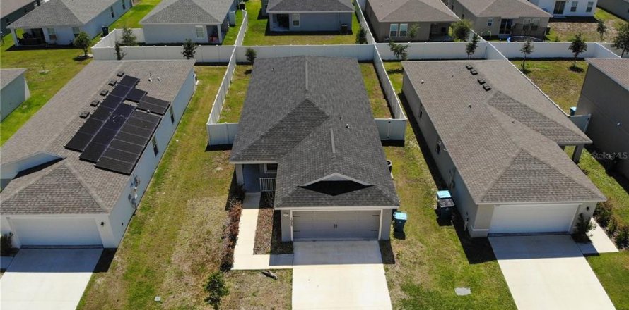 Villa ou maison à Eagle Lake, Floride 3 chambres, 138.05 m2 № 2333829